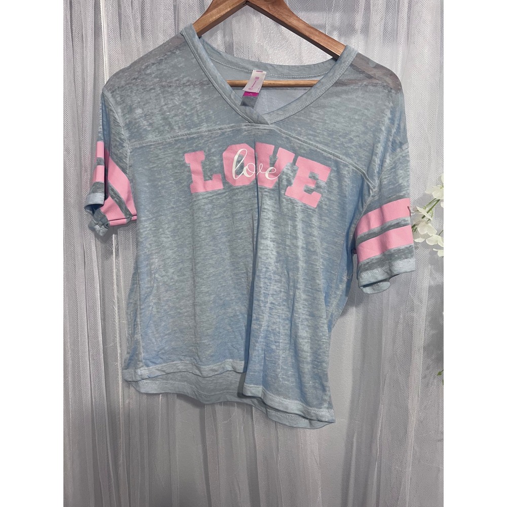 No Boundaries Blue Pink Love Graphic V-Neck Burnout Varsity T-Shirt Size M 7-9